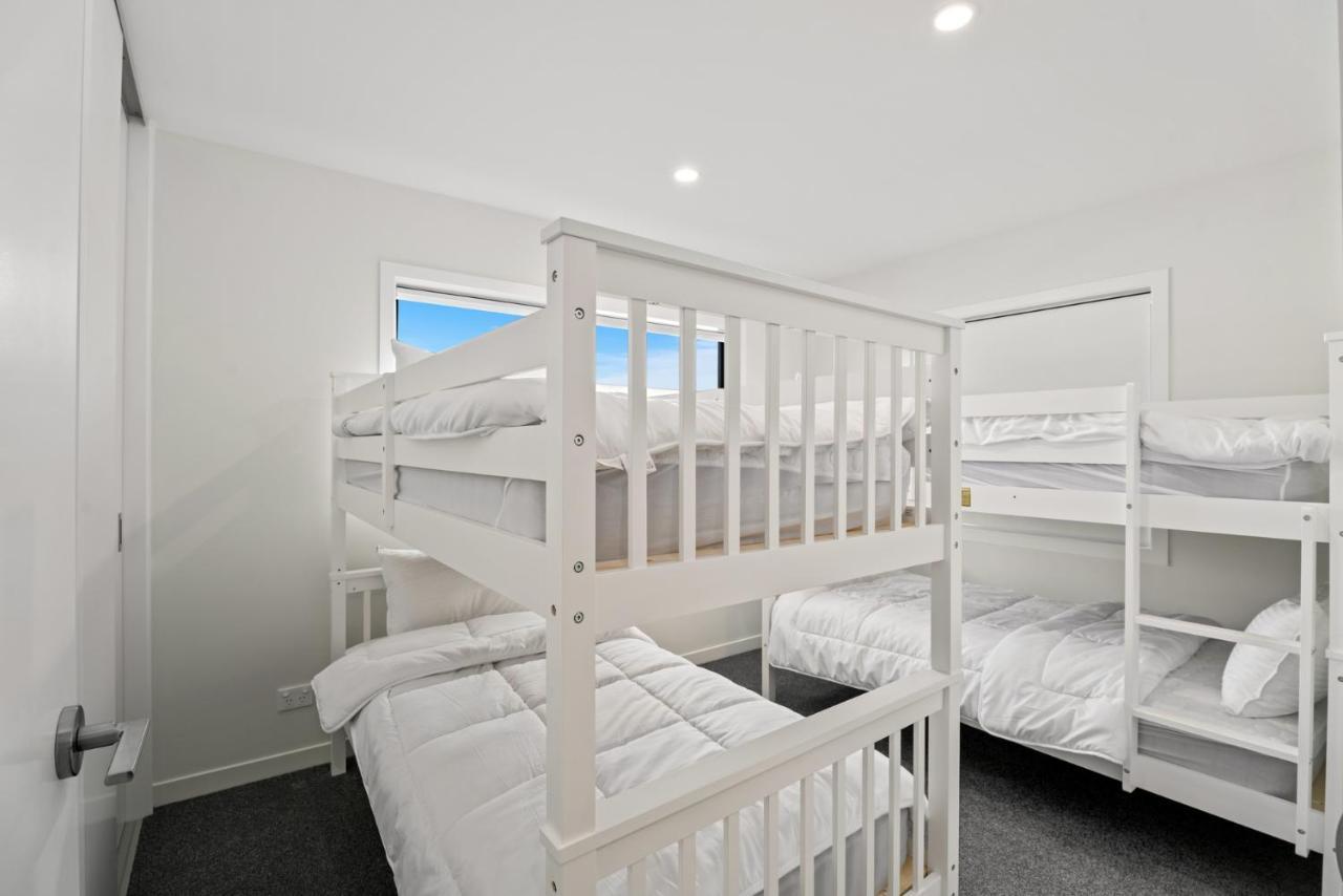 Wanaka Wonder - Wanaka Holiday Home ภายนอก รูปภาพ